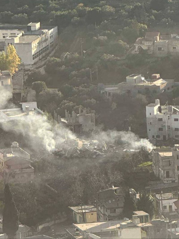 Number of buildings were destroyed in Kafrkila