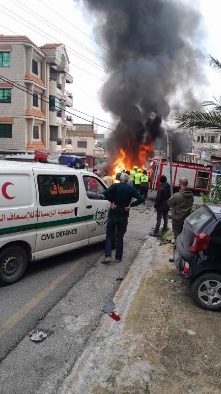 At least 2 people were killed in the allegedly Israeli army strike towards a vehicle in Kafra, both were in the burning vehicle, there were also occupants in other 2 vehicles that were affected by the explosions their state is unclear