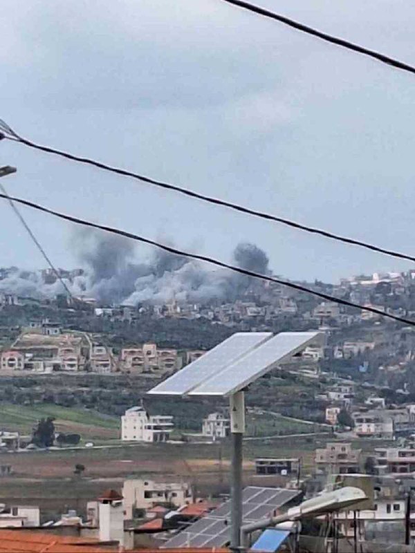 Air strikes in Ayta Ash Shab