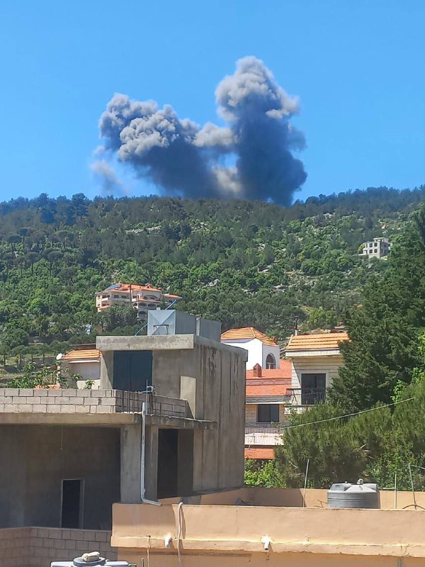 Israeli army air strikes in the mountainous area of Rihan, near Jezzine