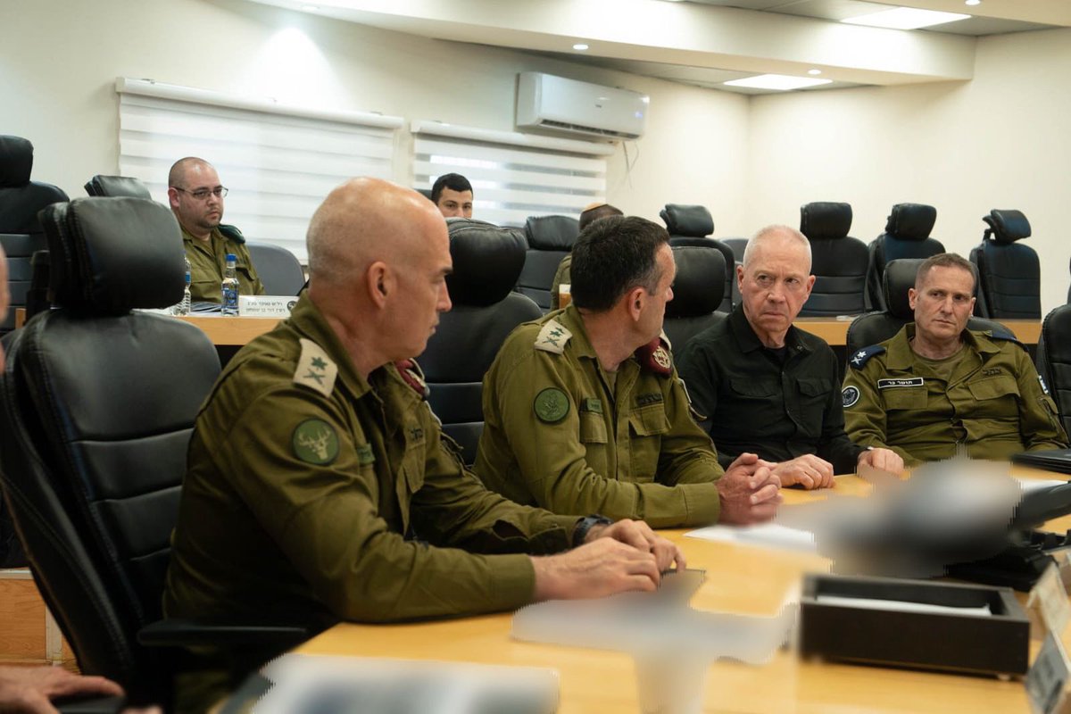 Israel Defense Minister and Army Chief said that situation in the region must be changed during a meeting in the Northern Command