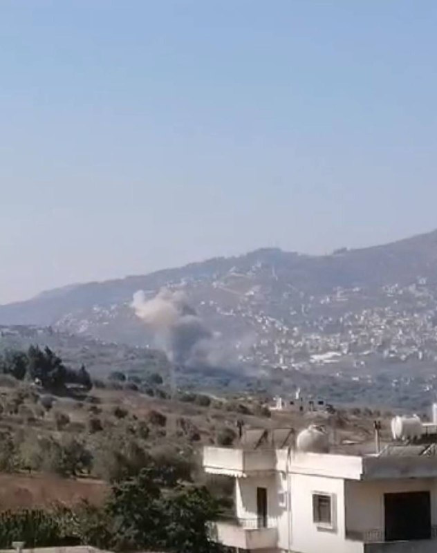 Israeli army air strike between Deir Mimas and Kafrkila