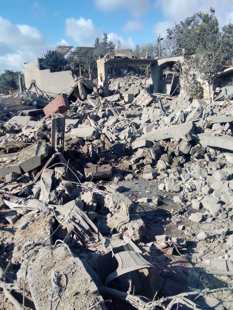 Frappe aérienne de l'armée israélienne à Markaba plus tôt ce matin, un bâtiment a été ciblé