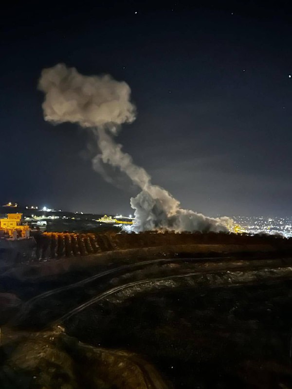 Izraelski nalot na miasto Karak w centralnej Dolinie Bekaa we wschodnim Libanie