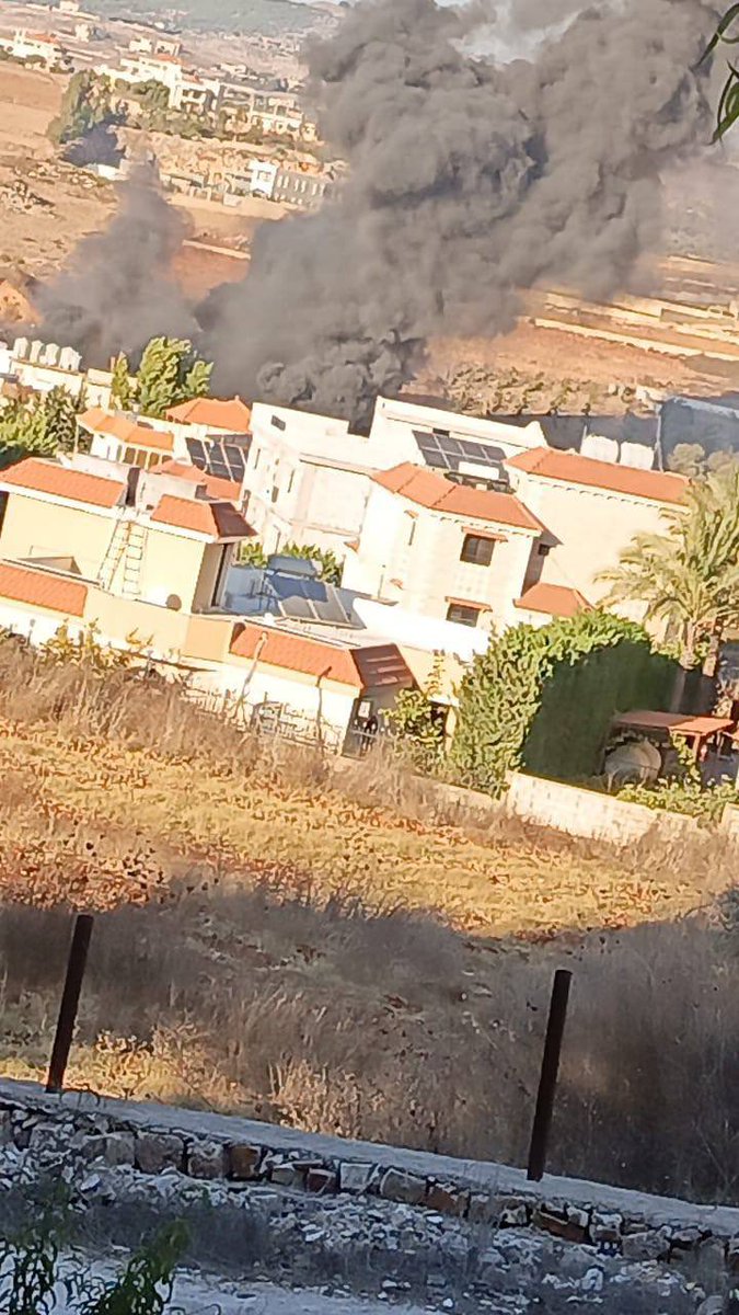 Air force launches raid on the town of Zawtar, south Lebanon