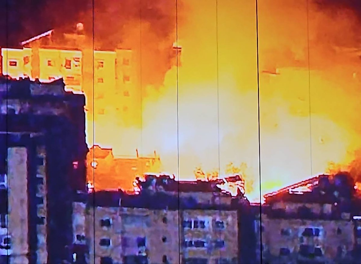 Fire after violent raid in southern suburbs of Beirut