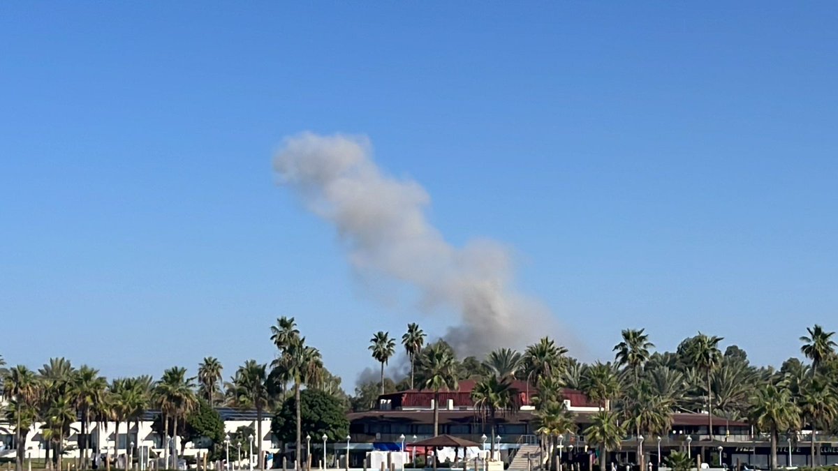 Ataques na área industrial da cidade de Tyre