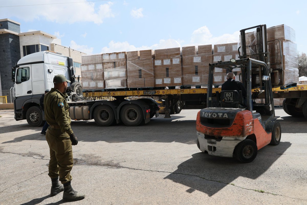 Israel has delivered some 10,000 packages of humanitarian aid to Syrian Druze in southern Syria over the past few weeks, the Foreign Ministry says. The packages include basic food items. Most of the deliveries were sent to the Suwayda area, and some to villages near the Israeli border