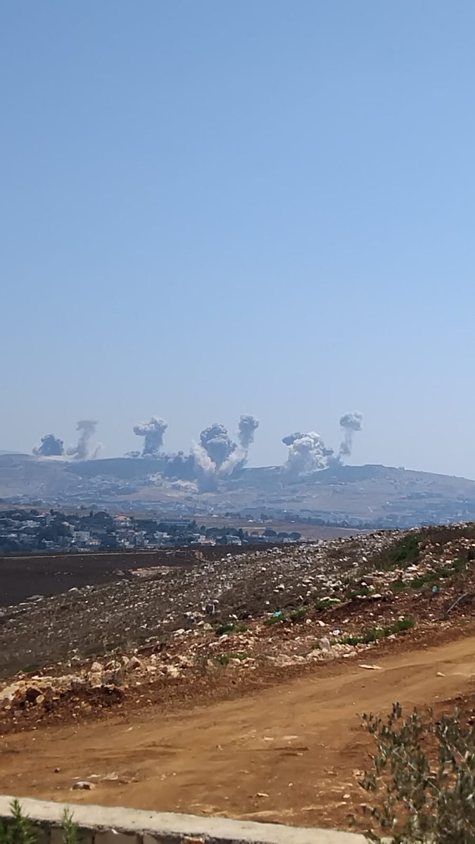 Los medios libaneses informan de una serie de ataques israelíes en el sur del Líbano hace poco tiempo.