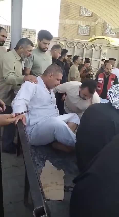 Yaralıların kendilerine tahsis edilen arazilerin dağıtılması talebiyle düzenlediği gösteri sırasında Zi Kar valiliğine bağlı güvenlik güçleri ile çok sayıda yaralı Halk Seferberlik Güçleri mensubu arasında çatışma çıktı.