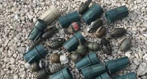 ادرعي ينشر:في وقت سابق اليوم وردت تقارير لبنانية كاذبة عن غارة اسرائيلية في منطقة قرية تول بجنوب لبنان حيث وبعد فحص التقارير تبين ان انفجار السيارة ناتج عن محاولة فاشلة لحزب الله تهريب أسلحة.    يواصل حزب الله انتهاك التفاهمات حيث يقوم عناصره بالتحرك بغطاء مدني ويعرض سكان