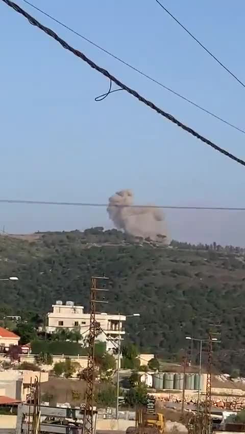 غارات إسرائيلية إستهدفت محيط الجرمق والمحمودية - جنوب لبنان