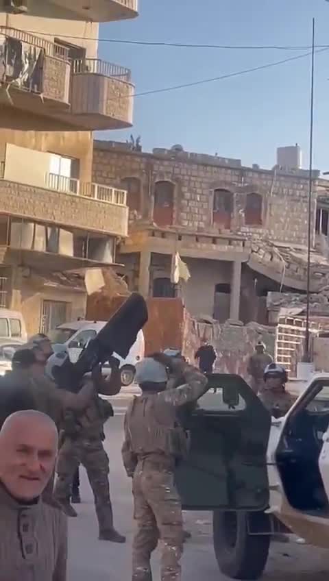 A UNIFIL patrol confronted an Israeli patrol in Mays al-Jabal that was interfering with its vehicles and attempting to force it out.