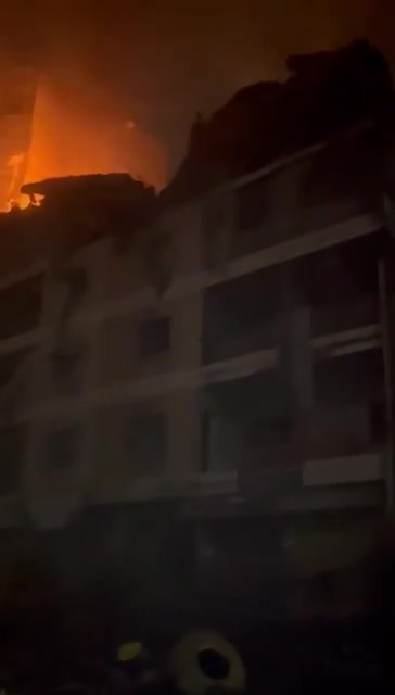 Εκτεταμένες ζημιές σε κτίρια ως αποτέλεσμα των επιδρομών στη γειτονιά Μααμούρα στα νότια προάστια της Βηρυτού