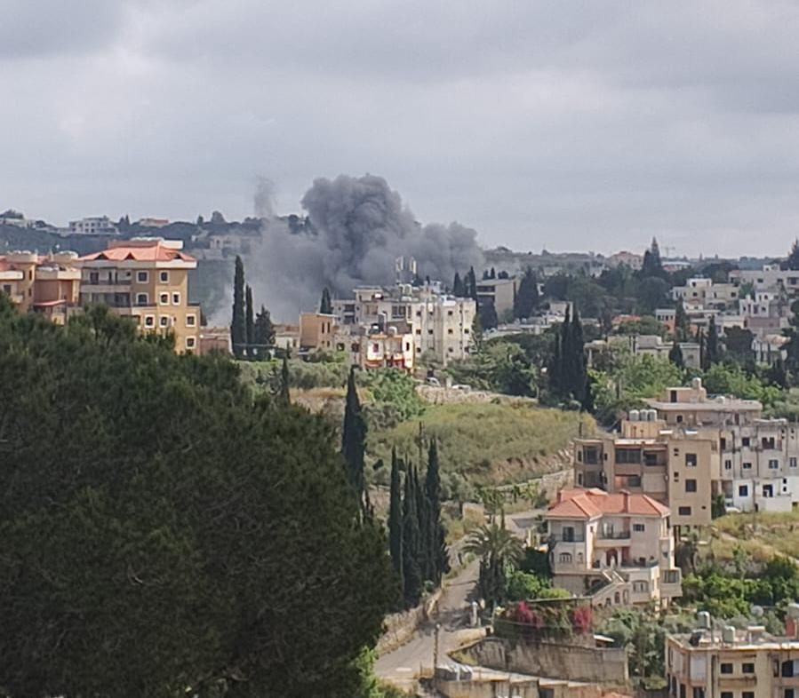 Ein israelischer Luftangriff zielte auf die Stadt Zabdin.