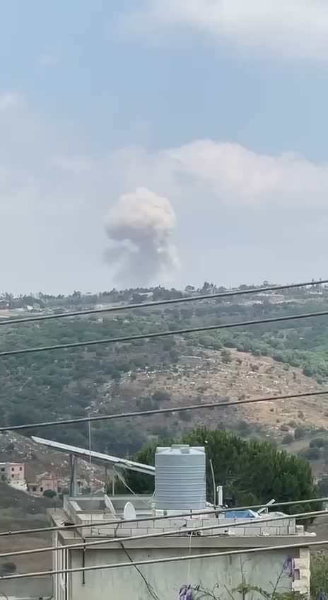 Explosions heard in buildings in Qunin, according to Lebanese channels